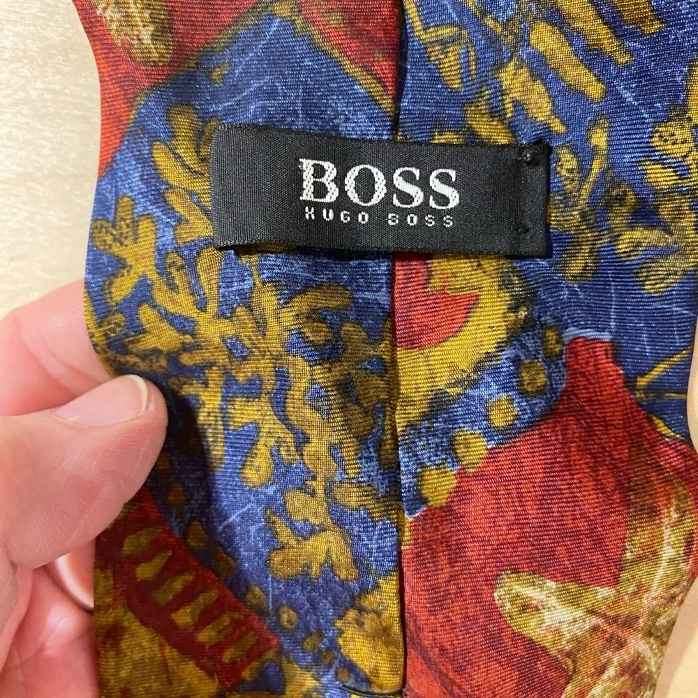 Hugo Boss Red and Blue Geometric Men's Tie (CI)
